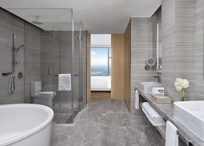 Langham Place Guangzhou - Walking Distance To Canton Fair & Overseas Buyers Registration Service